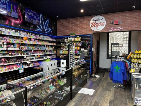 17114 Detroit Avenue Lakewood OH 44107