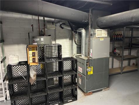 17114 Detroit Avenue Lakewood OH 44107