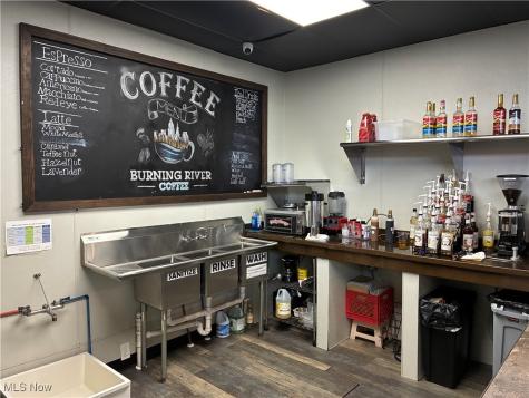 17114 Detroit Avenue Lakewood OH 44107