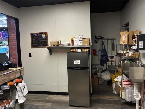 17114 Detroit Avenue Lakewood OH 44107