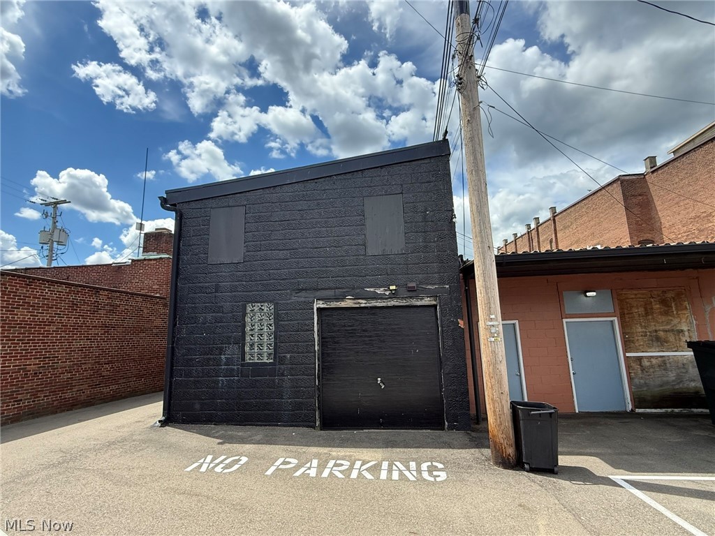 146 Ashwood Lane NW New Philadelphia OH 44663