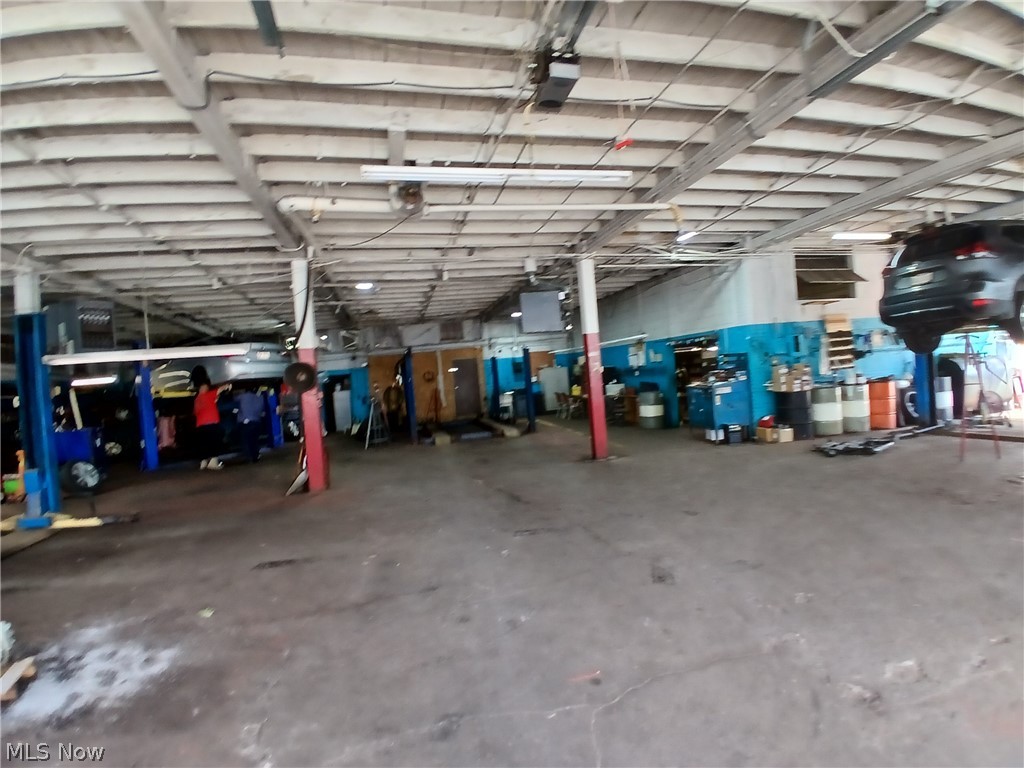 6950 Brecksville Road Brecksville OH 44131
