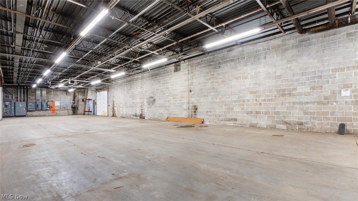 2411 E Wheeling Avenue Cambridge OH 43725