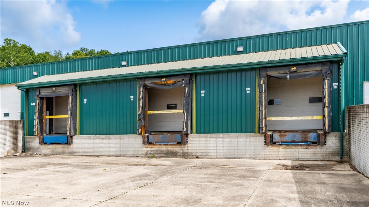 2411 E Wheeling Avenue Cambridge OH 43725