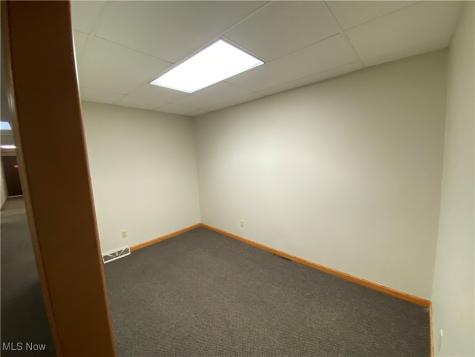 223 1/2 W Main Street Newcomerstown OH 43832