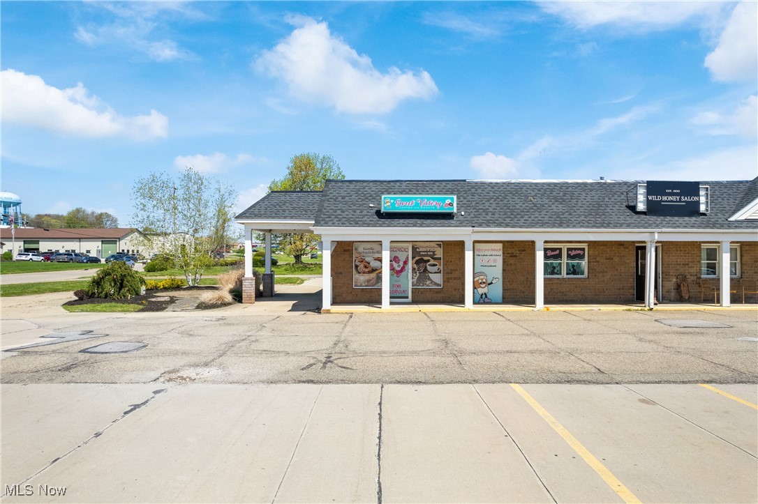 2378 Locust Street S Canal Fulton OH 44614