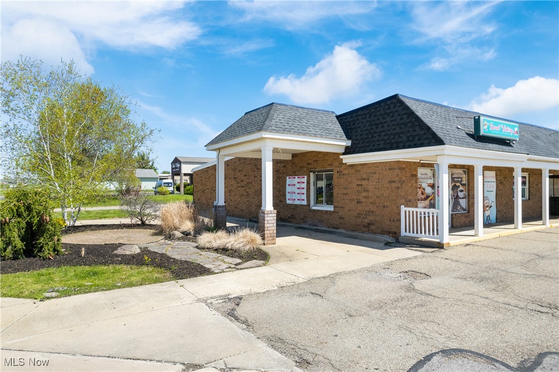 2378 Locust Street S Canal Fulton OH 44614