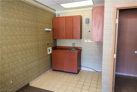 28821 Lorain Road North Olmsted OH 44070