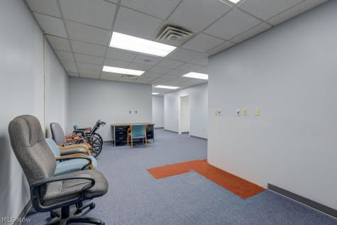 21245 Lorain Road Fairview Park OH 44126