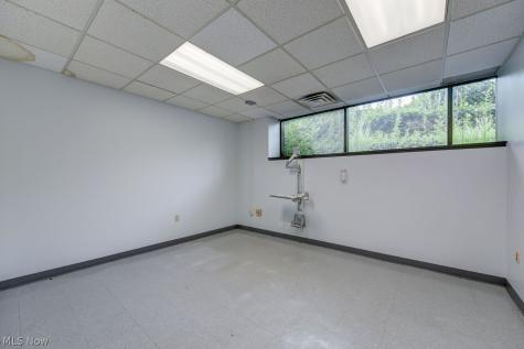21245 Lorain Road Fairview Park OH 44126