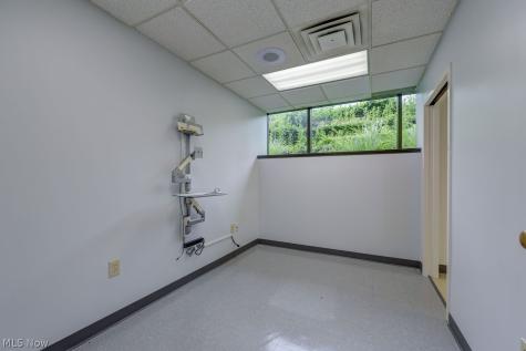 21245 Lorain Road Fairview Park OH 44126