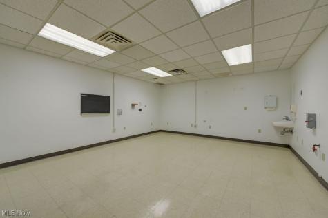 21245 Lorain Road Fairview Park OH 44126