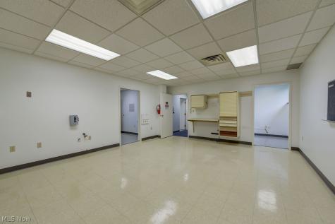 21245 Lorain Road Fairview Park OH 44126