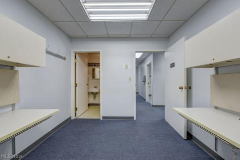 21245 Lorain Road Fairview Park OH 44126