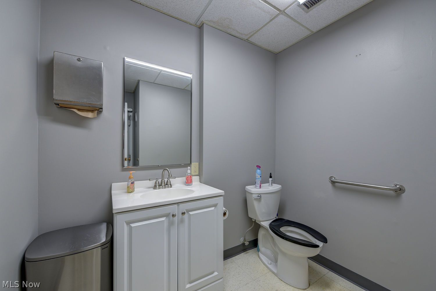 21245 Lorain Road Fairview Park OH 44126
