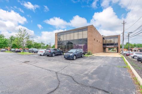 21245 Lorain Road Fairview Park OH 44126