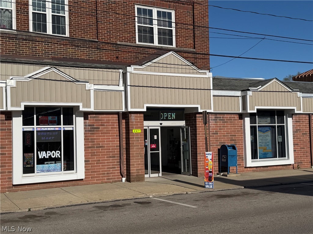 247 S Chestnut Street Ravenna OH 44266