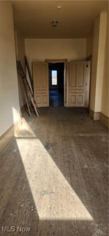 17 W Main Street Geneva OH 44041