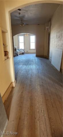 17 W Main Street Geneva OH 44041