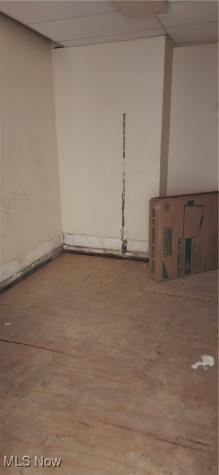 17 W Main Street Geneva OH 44041