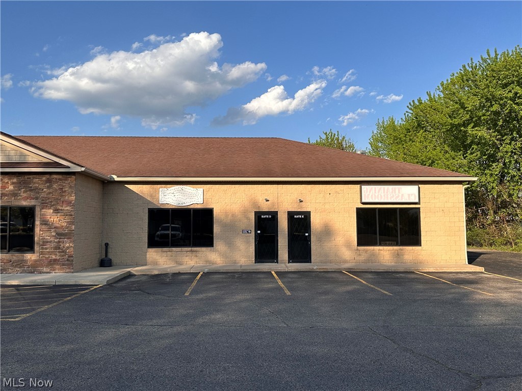 1315 N Wooster Avenue Strasburg OH 44680