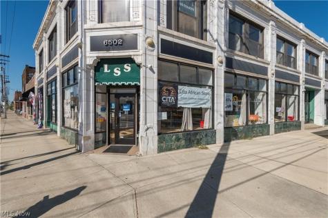 2082 W 65th Cleveland OH 44102