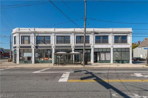 2082 W 65th Cleveland OH 44102