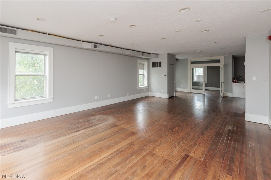 380 S Main Street Akron OH 44311