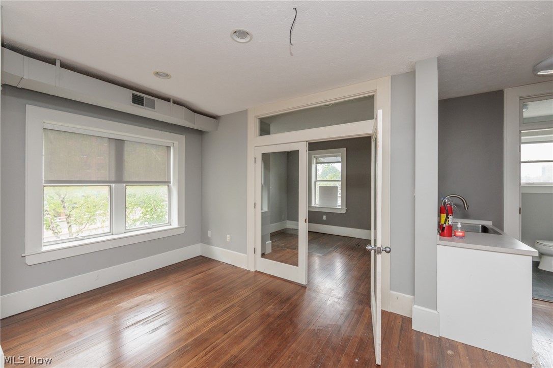 380 S Main Street Akron OH 44311