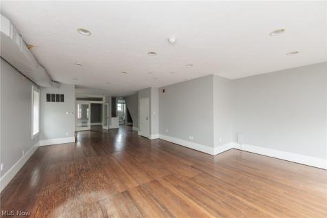 380 S Main Street Akron OH 44311