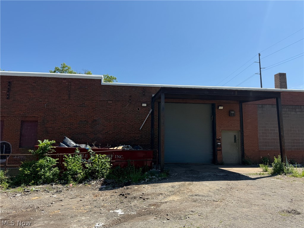 1766 E 133rd Street East Cleveland OH 44112