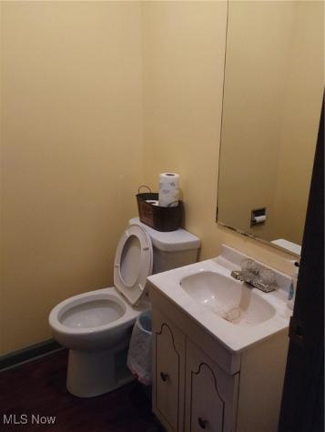 52 E Park Avenue Niles OH 44446