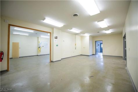 4043 Beck Avenue Louisville OH 44641