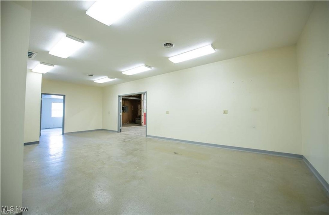 4043 Beck Avenue Louisville OH 44641