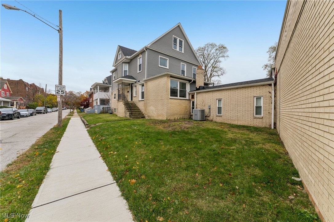 18215 Detroit Avenue Lakewood OH 44107