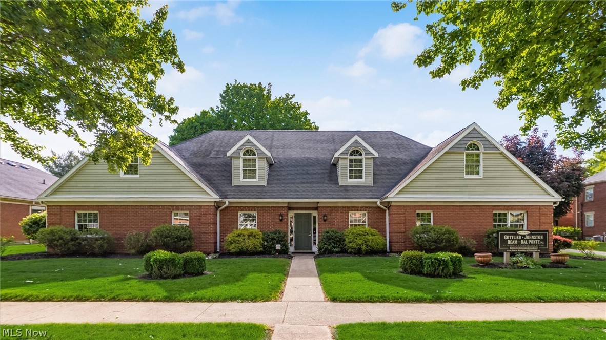 240 S 4th Street Coshocton OH 43812