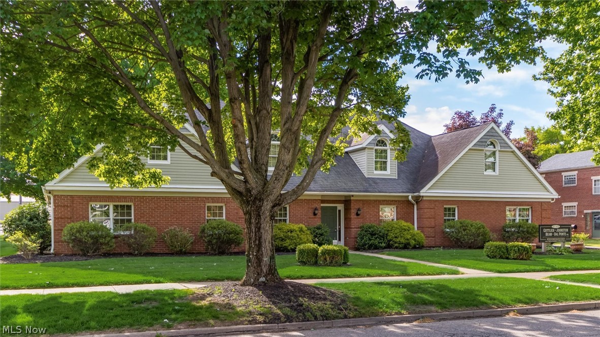 240 S 4th Street Coshocton OH 43812