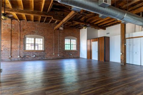 3849 E Lakeside Avenue Cleveland OH 44114