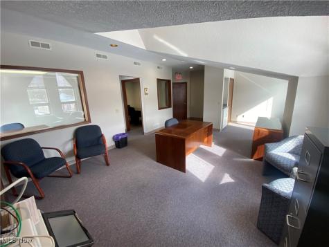 320 Orchardview Road Seven Hills OH 44131