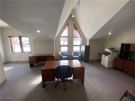 320 Orchardview Road Seven Hills OH 44131