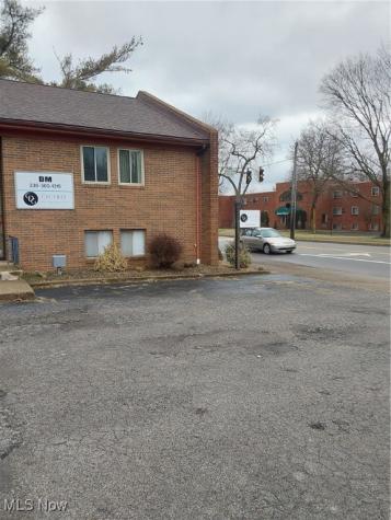 52 E Park Avenue Niles OH 44446