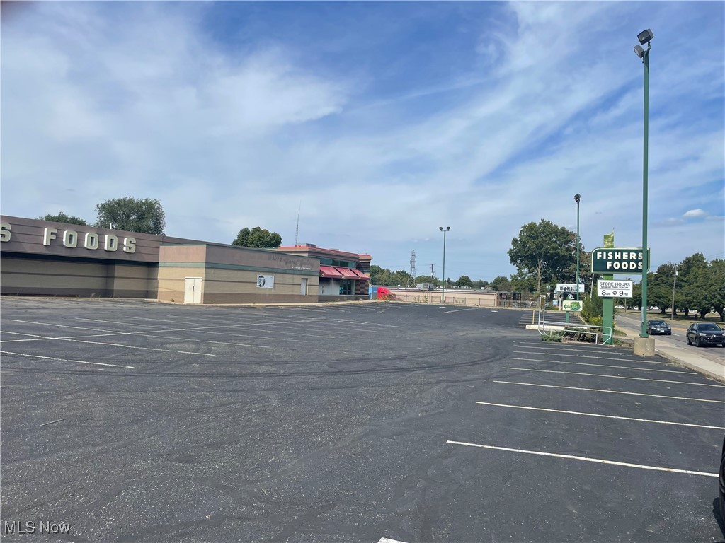 Cleveland Avenue Canton OH 44709