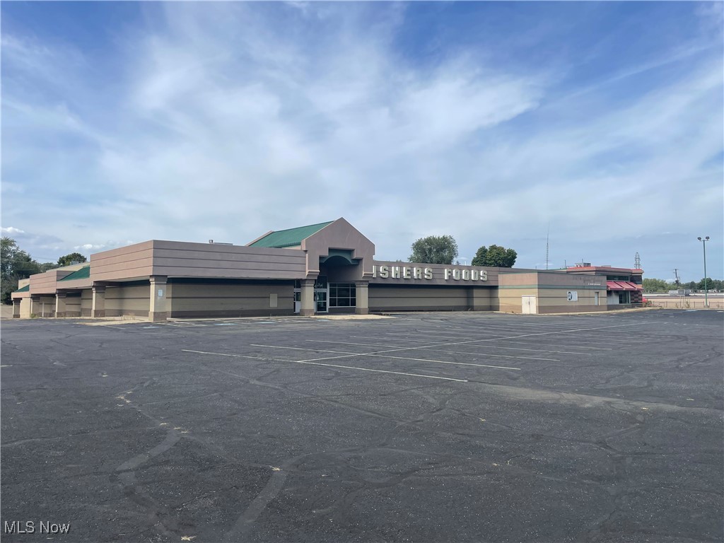 Cleveland Avenue Canton OH 44709