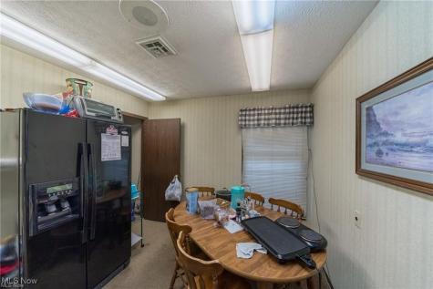 1420 W Main Street Alliance OH 44601