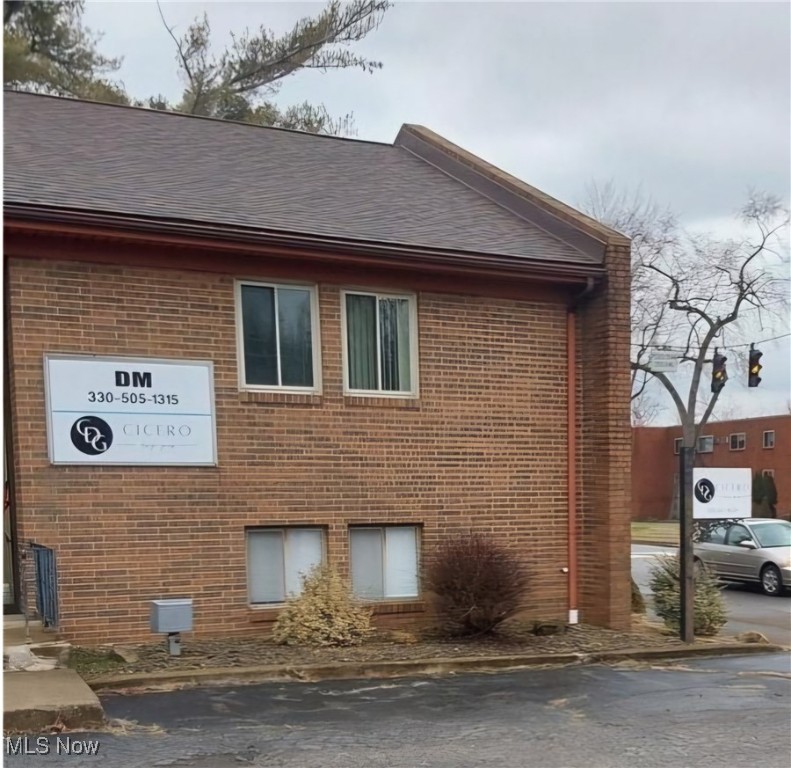 52 E Park Avenue Niles OH 44446