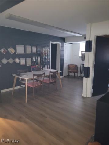 52 E Park Avenue Niles OH 44446