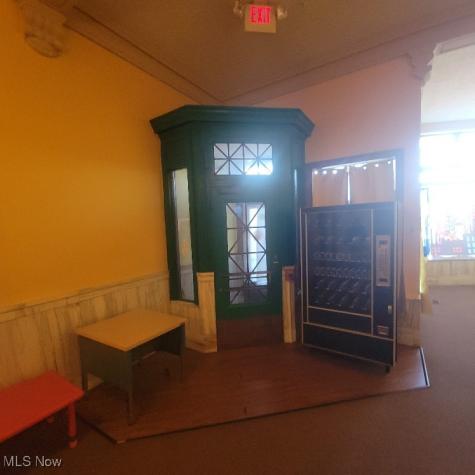 9815 Lorain Avenue Cleveland OH 44102