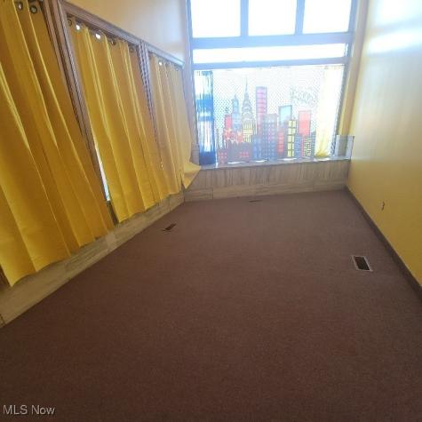 9815 Lorain Avenue Cleveland OH 44102