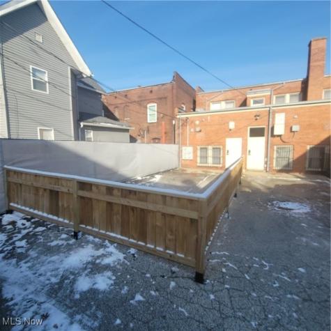 9815 Lorain Avenue Cleveland OH 44102