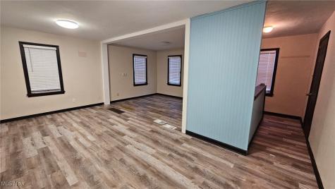 2055 S Main Street Akron OH 44301